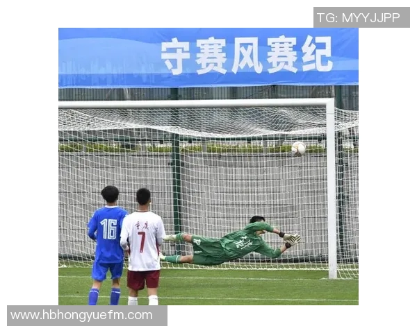 重庆足球队在全运会积分榜上以52分稳居第一名展现强劲实力