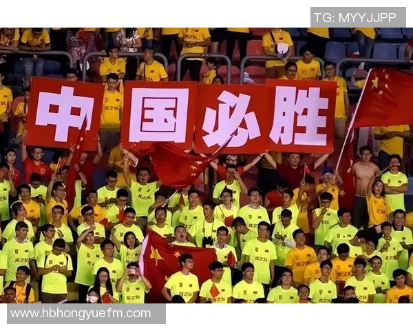 中国队迎战伊拉克队足球赛激情四溢期待精彩对决展现足球魅力与团队精神
